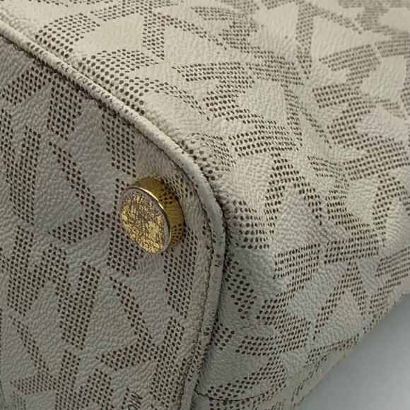 Michael Kors Cindy Vanilla Monogram Dome Satchel - Picture 8 of 12
